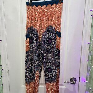 Yoga Pants/Hippie pants with beautiful Pattern, worn once.